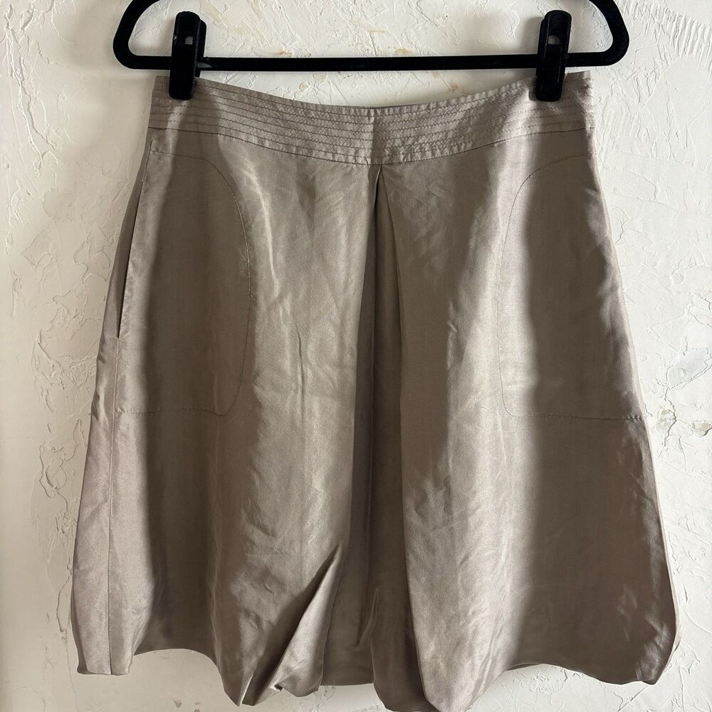 Womens SZ 4 Bubble Hem 100% Silk Skirt Pockets Minimalist, Preppy, Quiet Luxury